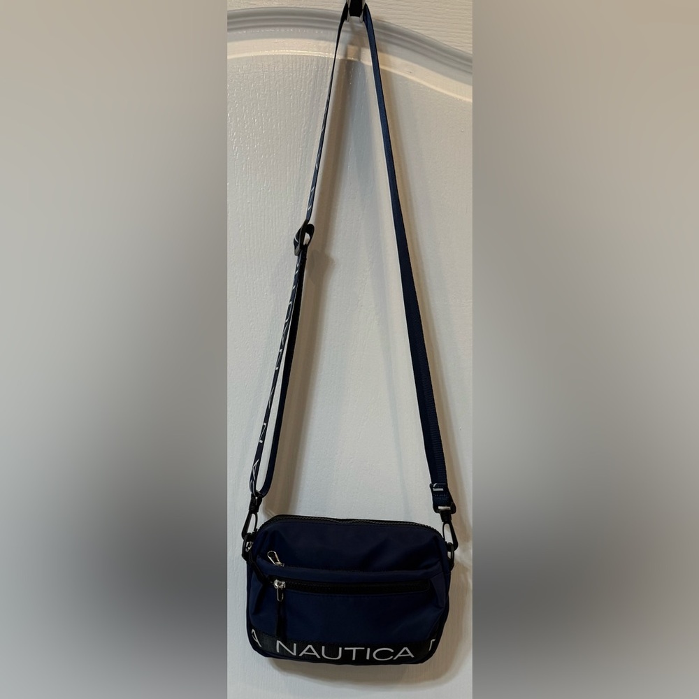Náutica Nylon Bean Crossbody / Belt Bags with adjustable shoulder straps . New - Picture 8 of 14